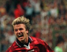 虎扑app-皇家马德裡(lǐ)球员大名单贝克汉姆,内达尔(皇家马德裡(lǐ)球员资料)