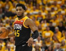 虎扑BBS-多(duō)诺万·米切尔爵士时期回顾(多(duō)诺万·米切尔身体数据)